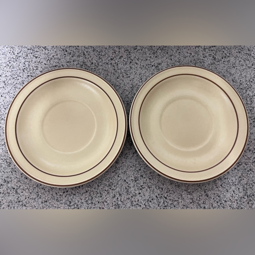 Pfaltzgraff Village Pattern Vintage Cream and Brown Teacup Set - Picture 7 of 10